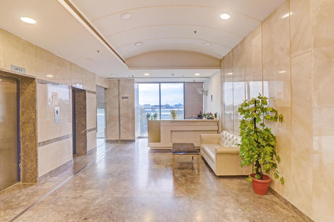 فندق Oyo Townhouse 484 Sanskriti دلهي المظهر الخارجي الصورة